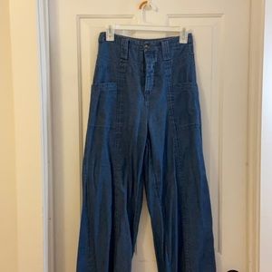 AEO wide-leg high-waisted dark-wash pants